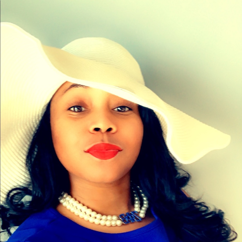 Meet your Posher, Tina